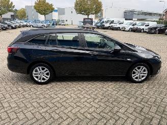 Opel Astra 1.0 ONLINE EDITION  SPORTS TOURER picture 5