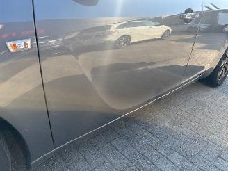 Opel Insignia 1.6 CDTI Sports Tourer 136pk picture 4