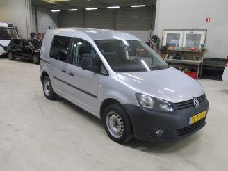 krockskadad bil bedrijf Volkswagen Caddy 1.6 TDI AIRCO 2015/5