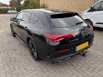 damaged passenger cars Mercedes Cla-klasse 250e Premium Plus AMG 2021/3