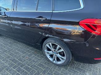 BMW 2-serie 218i 7-Pers Pano 136pk picture 10