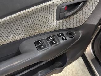 Hyundai Tucson 2.0i Active airco picture 12