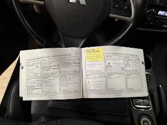 Mitsubishi Outlander 2.0 PHEV instyle picture 18