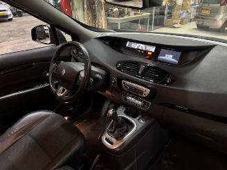 Renault Grand-scenic 1.2 TCe Bose 7-pers picture 16