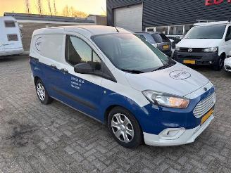 Uttjänta bilar auto Ford Transit Courier Van 1.5 TDCI airco navi 100pk 2018/11