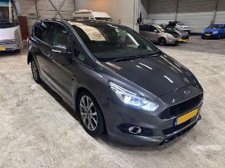 krockskadad bil auto Ford S-Max 1.5 ST-Line 7-pers 160pk 2018/5