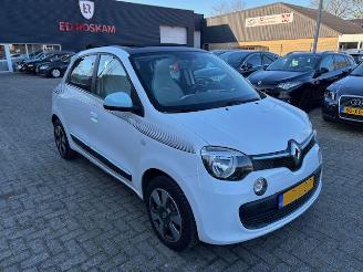 Damaged car Renault Twingo 0.9 Sce Collection Cabrio  NAP 2016/3