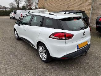 Schadeauto Renault Clio 0.9 TCE Zen 2018/7