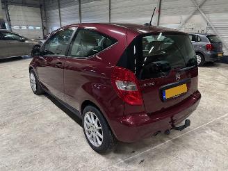 skadebil auto Mercedes A-klasse 160 Business airco nap 2010/6