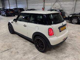 Mini One 1.6 One Minimalist airco picture 6