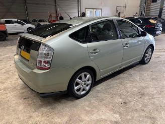 Toyota Prius 1.5 VVT-I Tech Edition picture 2