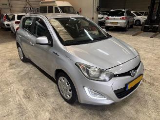 Voiture accidenté Hyundai I-20 1.2 I-motion 5-drs airco 2013/4