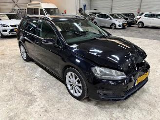 Voiture accidenté Volkswagen Golf 1.2 TSI Highline 2014/1