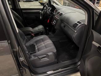 Volkswagen Touran 1.4 TSI Mach 140pk picture 9