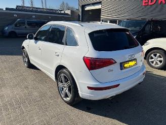 krockskadad bil auto Audi Q5 3.2 FSI Quattro Automaat Pano 269pk 2009/12