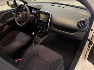 Renault Clio 1.2  5-drs airco picture 9