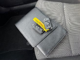 Volkswagen Golf 1.2 TSI  5-drs Clima picture 12