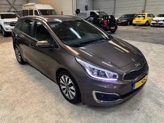 uszkodzony samochody osobowe Kia Cee d 1.6 GDI DynamicLine NAP 2017/1