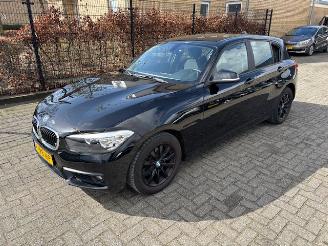 BMW 1-serie 118I  5-drs automaat picture 4