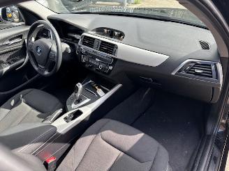 BMW 1-serie 118I  5-drs automaat picture 10