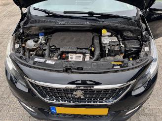 Peugeot 2008 1.2 PureTech  ( km 39.855 Nap) picture 15