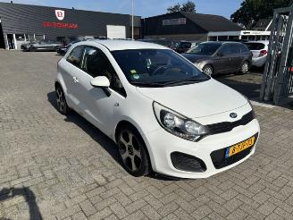 skadebil auto Kia Rio 1.2 Comfort airco NAP 2014/2
