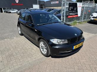 uszkodzony samochody osobowe BMW 1-serie 120d  5-drs clima  177pk 2008/6