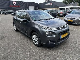 damaged passenger cars Citroën C3 1.2 PureTech  NAP 2017/2