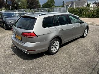 Volkswagen Golf 1.6 TDI Comfort picture 2
