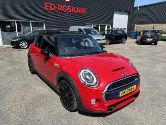 skadebil auto Mini Cooper 2.0 SD JCW Chili Pano Automaat 170pk 2017/7