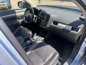 Mitsubishi Outlander 2.0 PHEV Instyle NAP picture 14