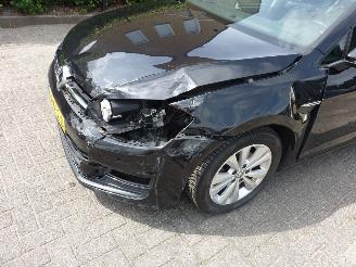 Volkswagen Golf 1.0 TSI picture 5