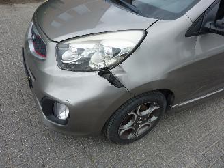 Kia Picanto 1.0 CVVT DESIGN EDITION AIRCO picture 5