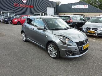 skadebil auto Suzuki Swift 1.6 SPORT 2015/10