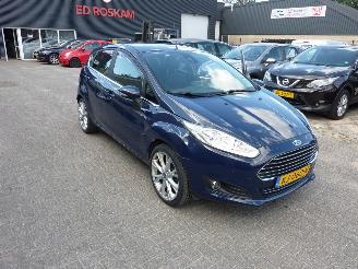 krockskadad bil auto Ford Fiesta 1.0 TITANIUM 2016/9