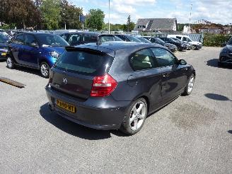 BMW 1-serie 120i LEER CLIMAT picture 2