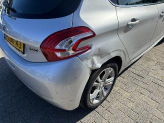 Peugeot 208 1.2 5-drs Clima picture 6