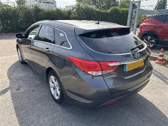 Damaged car Hyundai I-40 1.6 GDI Business Edition NAP 2013/9