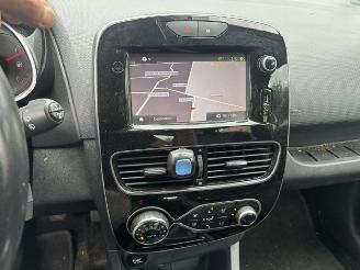 Renault Clio 0.9 TCe Intens clima navi picture 14