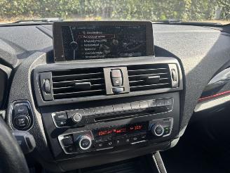 BMW 1-serie 118i Sport 5-drs Clima 170pk picture 18