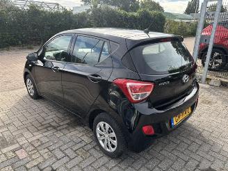 Hyundai I-10 1.0 i-Motion Comf+  Clima picture 4