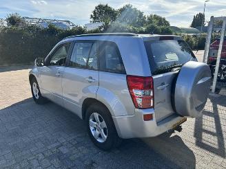 Suzuki Grand-vitara 2.0 16v Shogun Automaat 4WD picture 3