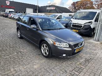 Damaged car Volvo V-50 2.0 BUSINESS PRO ED. 2011/7