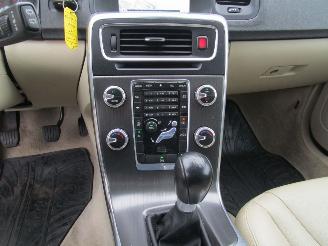 Volvo V-60 1.6 D2 picture 13
