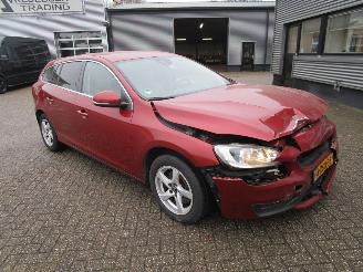 Volvo V-60 1.6 D2 picture 2