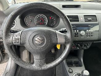 Suzuki Swift 1.3 Comfort picture 14