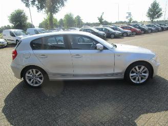 BMW 1-serie 120I High Executive (MOTORSCHADE) picture 6