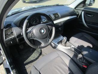 BMW 1-serie 120I High Executive (MOTORSCHADE) picture 10