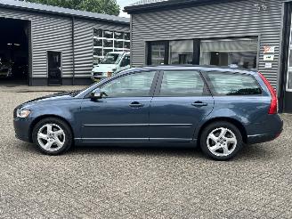 Volvo V-50 2.0 Sport picture 2
