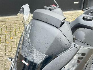 Piaggio MP3 300 HPE picture 9